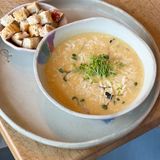 Cheese soup with croutons