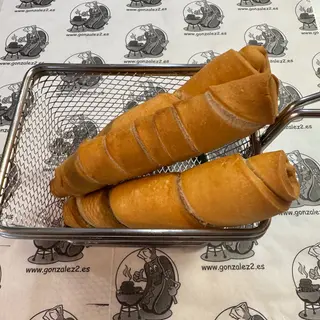 Tequeño De Chorizo con queso