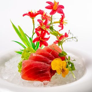 58. Sashimi maguro