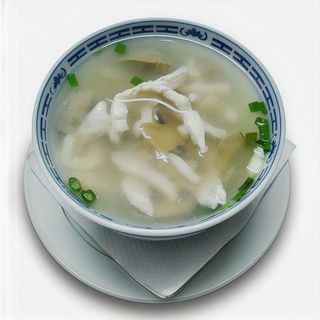 Sopa De Pollo Con Champiñón