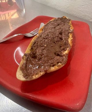 Tostadas De Mantequilla Y Nutella (Entera)