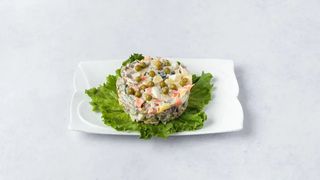 Салат "Оливье" с сёмгой