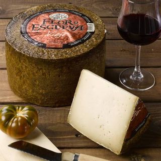 Queso Oveja Curado ¨Flor De Esgueva¨ (Cuña)