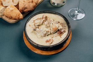 შქმერული ნაღებით სოფლის