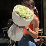 15 білих троянд Аваланч