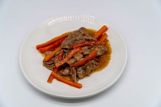 230 Manzo in salsa piccante