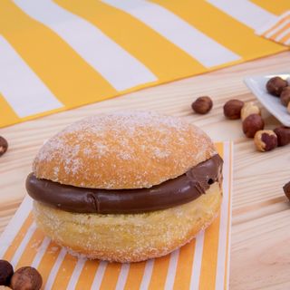 Bola de Berlim Nutella