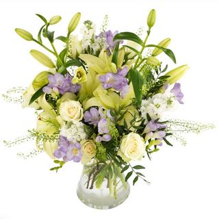 Mazzo Candido: lilium e  rose 