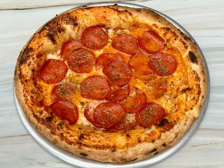 Піца Пепероні (550g)