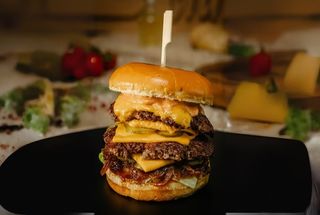 Meniu Big Cheese Burger