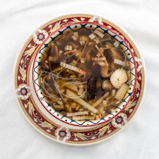 Sopa De Aletas De Tiburón