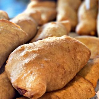 Panzerotto funghi, tartufo e mozzarella
