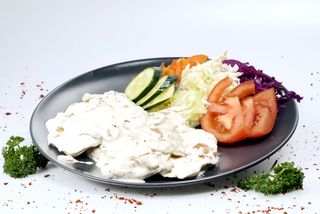 Piletina u sosu sa šampinjonima