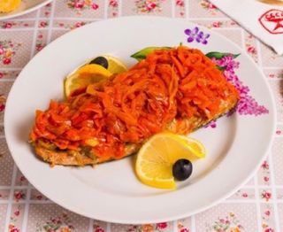 Горбуша под маринадом