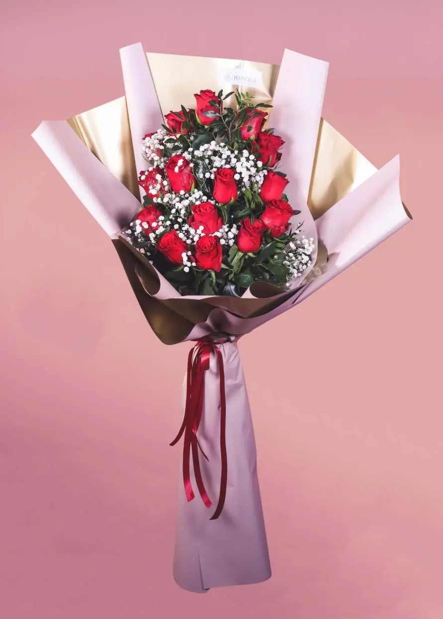 RED ROSES