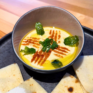 HUMMUS CU LIPIE DE CASA