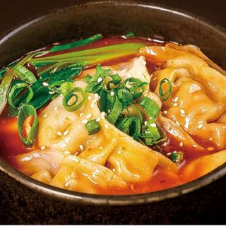 钟水饺 Gyozas picantes al estilo Sichuan