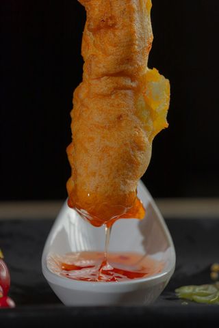 Tempura de gambas con arroz blanco (4 pzs.)