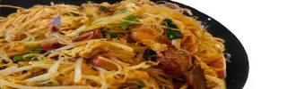 Ми фен с морски деликатеси (570г)
