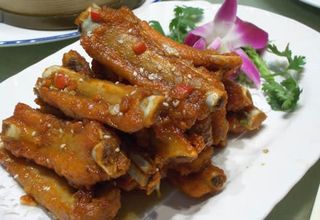 80.Costilla de cerdo asada