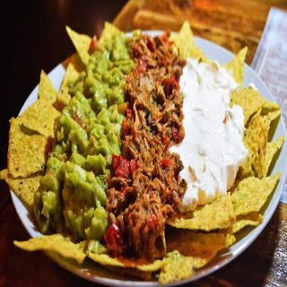 Nachos De Cochinita
