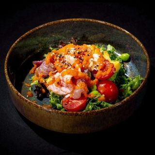 Sashimi salad scottato
