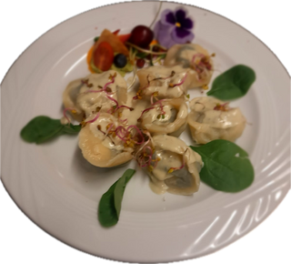 Pierogi ze szpinakiem i serem feta