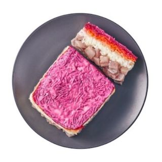 ОСЕЛЕДЕЦЬ ПІД ШУБОЮ