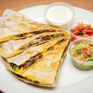 Quesadilla Carne Picante XL