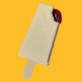 Paleta De Chocolate Blanco Con Frutos Rojos