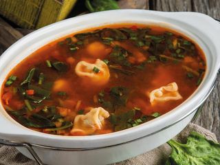 Пельмени с бульоном