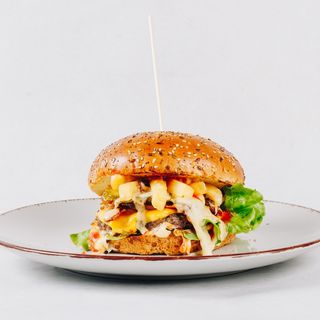 Fry burger + pomfrit