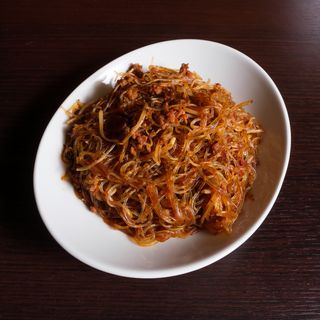 97A) Spaghetti di soia con maiale piccante e germogli di soia