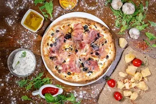 Pizza carbonara