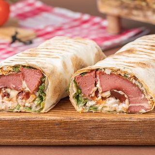 მექსიკური ჰოთ-დოგი ლავაშში+1X კოკა-კოლა + ფრი