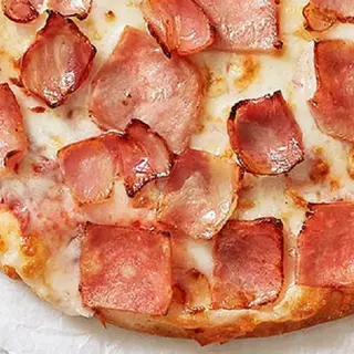 Pizza Jamón Con Bacon. 