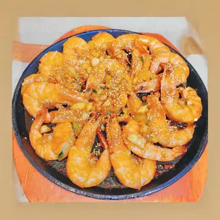 Langostinos A La Plancha Con Salsa