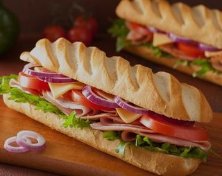 Sandwich Pain Fait Maison Au Steak De Veau