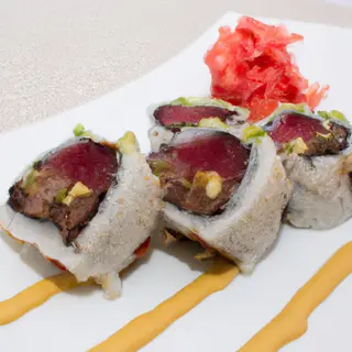 Maki Fino De Atún Y Cebollino
