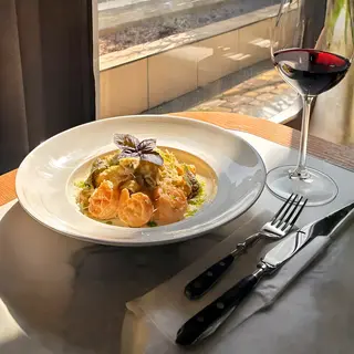Тальятеле з морепродуктами (300г)