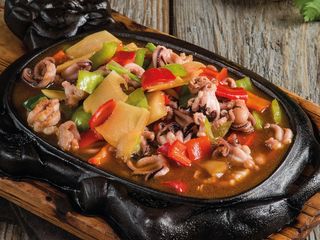 Осьминоги печеные