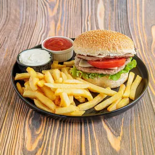 Classic burger i 200g pomfrita