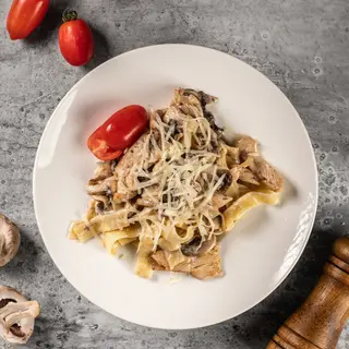 Феттучини с курицей