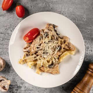 Феттучини с курицей