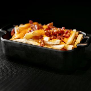 Batata Com Cheddar E Bacon