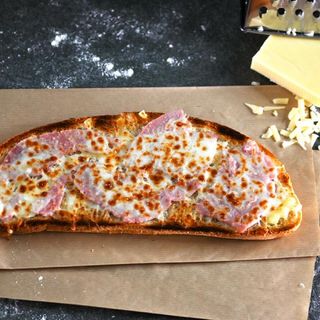 Принцеса с шунка и кашкавал