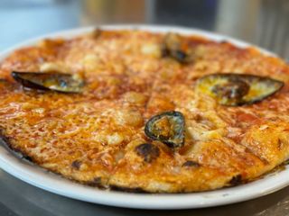 Pizza Frutti Di Mare 