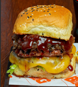 Sweet Onion Relish Biggie Burger