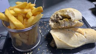 Sandwich Steak Poivre