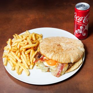 Filovana pljeskavica obrok